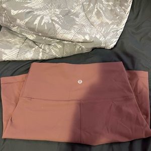 🌺LULU LEMON SHORTS🌺